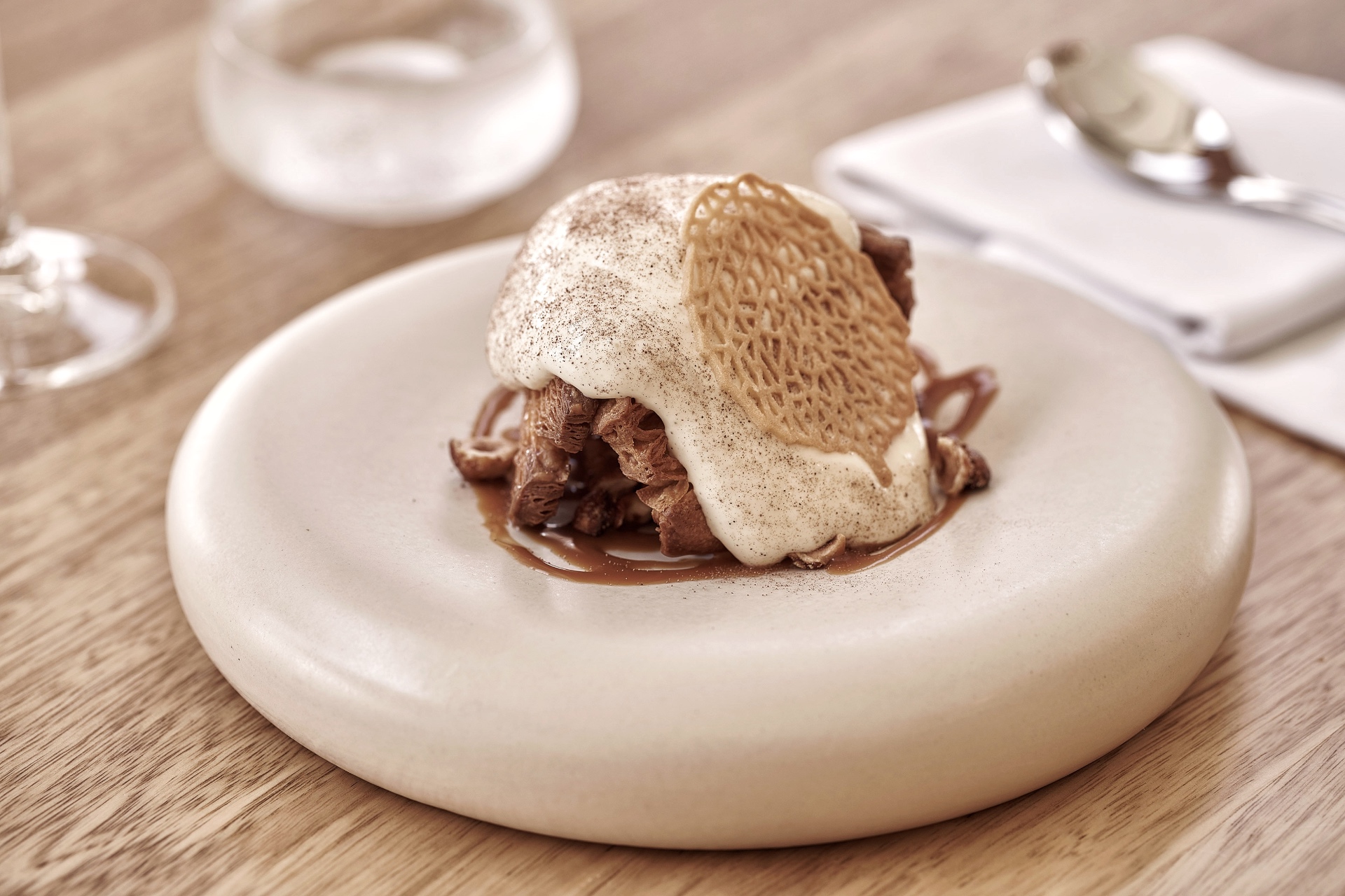 Εσπρέσο & Αμαρέτο — comfort fine dessert από τον pastry consultant Argyris Poptsios για Novita Restaurant